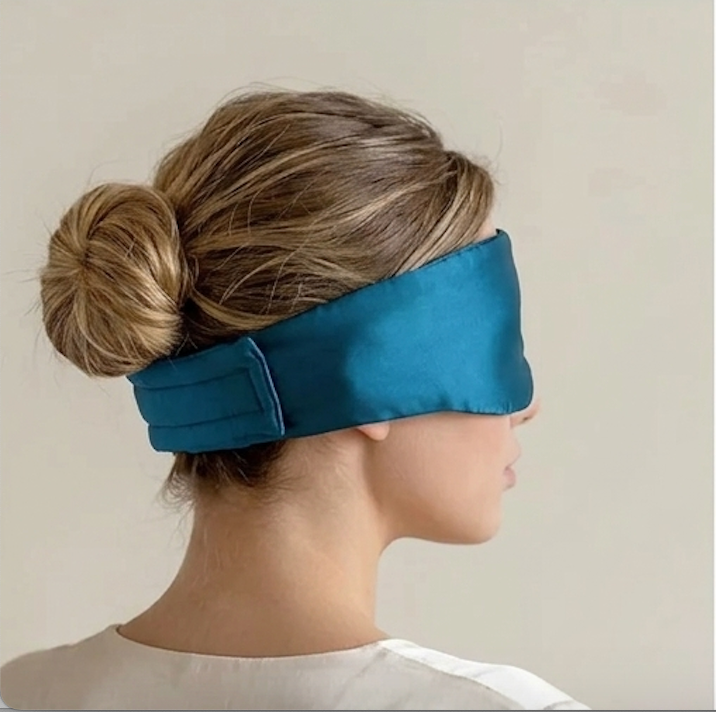 LullaSleeps: The weightless way to deep sleep.